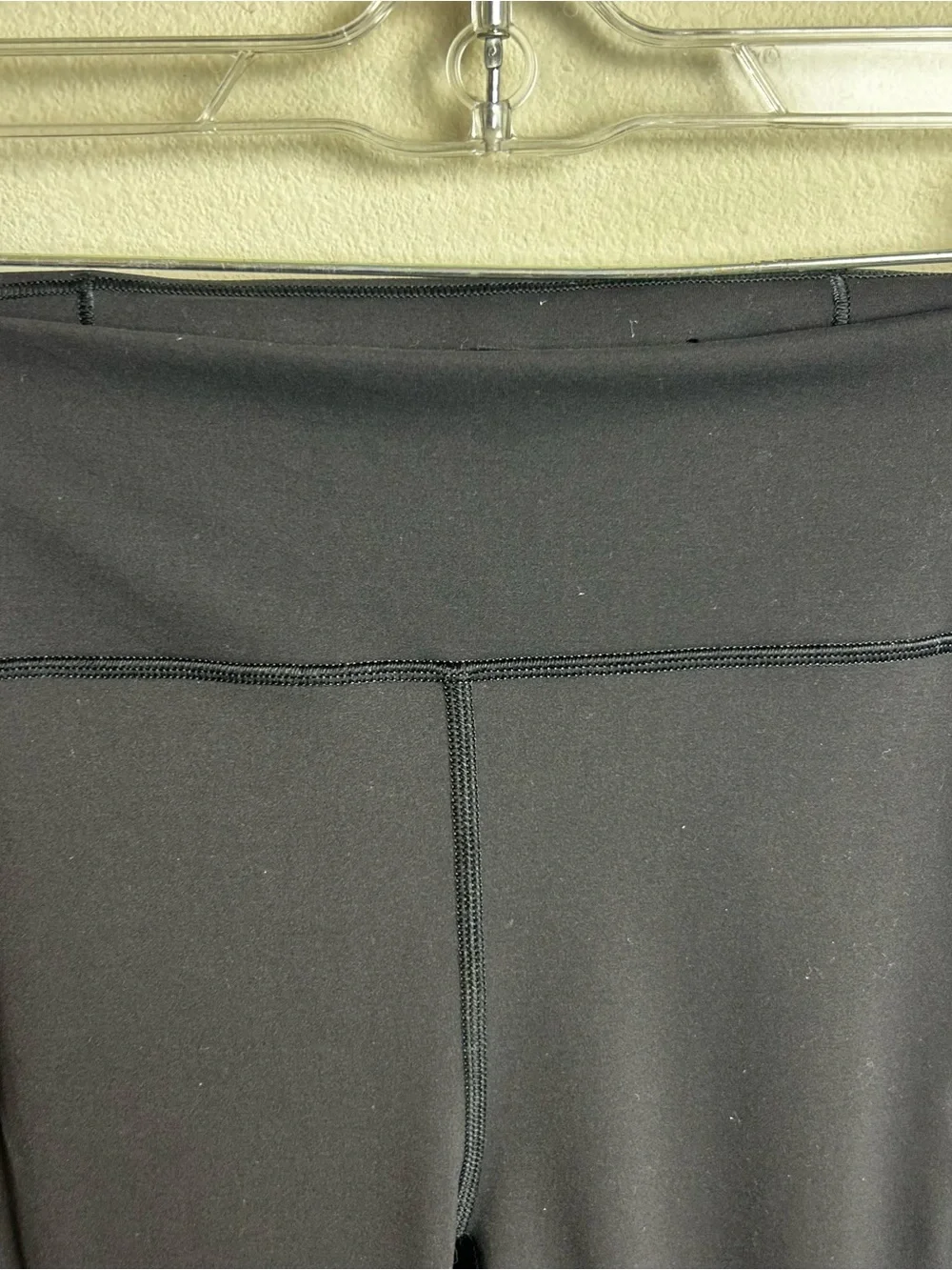 Lululemon In Movement Crop Legging 19” Black Sz 6 High Rise Side Pockets W6AHJS